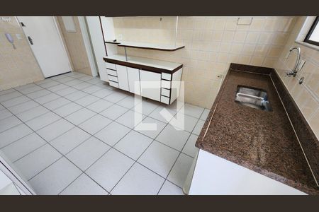 Apartamento para alugar com 110m², 2 quartos e 2 vagas Apartamento para alugar com 110m², 2 quartos e 2 vagasCozinha