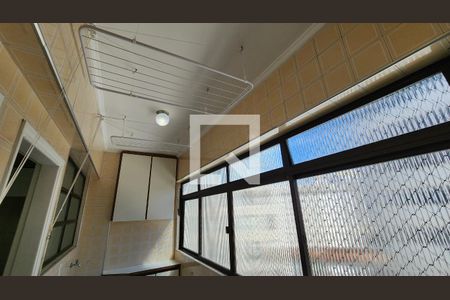 Apartamento para alugar com 110m², 2 quartos e 2 vagas Apartamento para alugar com 110m², 2 quartos e 2 vagasDetalhe da area de serviço