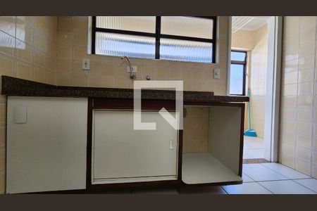 Apartamento para alugar com 110m², 2 quartos e 2 vagas Apartamento para alugar com 110m², 2 quartos e 2 vagasCozinha - Armários