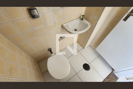 Apartamento para alugar com 110m², 2 quartos e 2 vagas Apartamento para alugar com 110m², 2 quartos e 2 vagasBanheiro de serviço