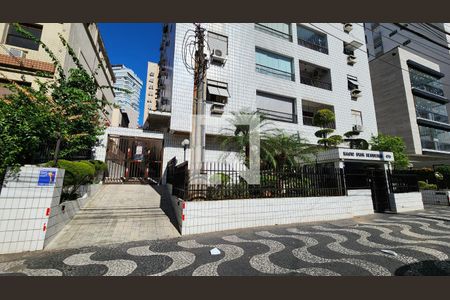 Apartamento para alugar com 110m², 2 quartos e 2 vagas Apartamento para alugar com 110m², 2 quartos e 2 vagasFachada