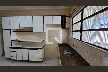 Apartamento para alugar com 110m², 2 quartos e 2 vagas Apartamento para alugar com 110m², 2 quartos e 2 vagasDetalhe da cozinha