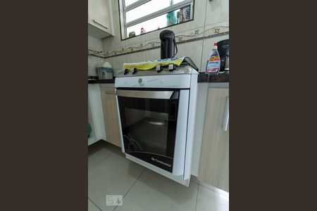 Apartamento à venda com 60m², 2 quartos e 1 vagaFogão