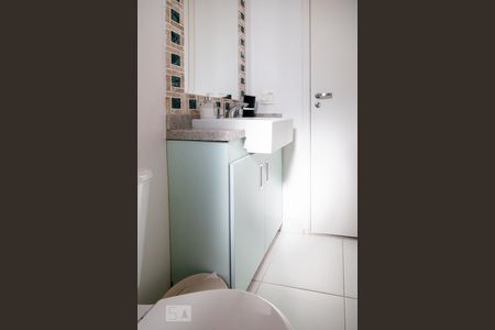 Apartamento à venda com 2m², 1 quarto e sem vagaBanheiro Social