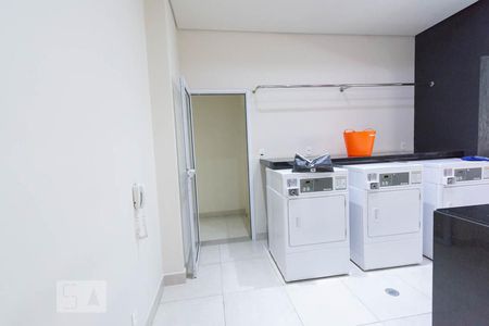 Apartamento à venda com 2m², 1 quarto e sem vagaLavanderia
