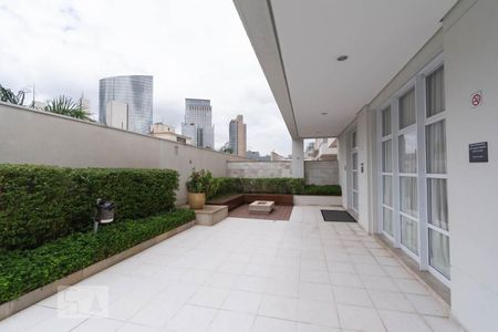 Apartamento à venda com 2m², 1 quarto e sem vagaÁrea Externa