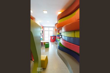 Apartamento à venda com 2m², 1 quarto e sem vagaBrinquedoteca