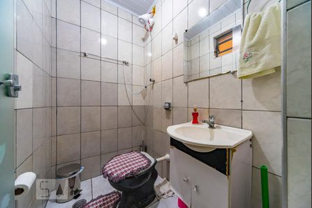 Banheiro 1 de casa à venda com 3 quartos, 276m² em Parque Erasmo Assunção, Santo André