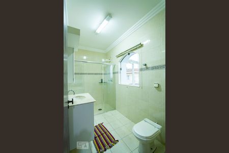 Casa para alugar com 367m², 3 quartos e 6 vagasBanheiro do Quarto 2