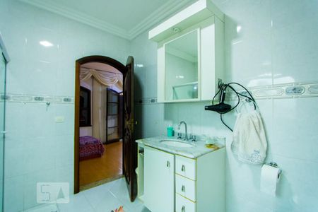 Casa para alugar com 367m², 3 quartos e 6 vagasBanheiro do Quarto 1