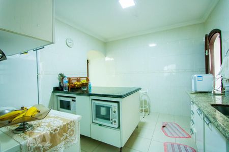 Casa para alugar com 367m², 3 quartos e 6 vagasCozinha