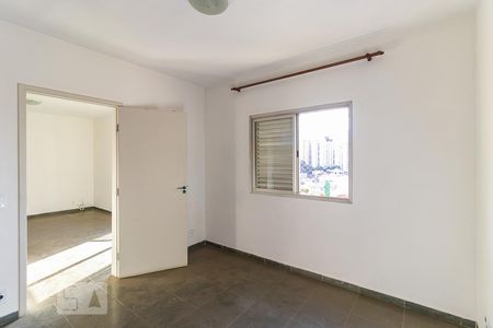 Quarto da suíte de apartamento para alugar com 1 quarto, 69m² em Botafogo, Campinas