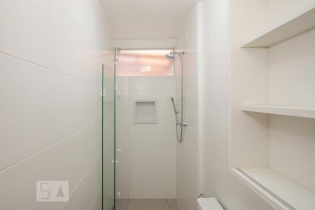 Apartamento à venda com 90m², 2 quartos e 1 vaga Apartamento à venda com 90m², 2 quartos e 1 vagaBanheiro