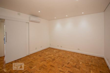 Sala de apartamento para alugar com 2 quartos, 90m² em Santo Amaro, São Paulo