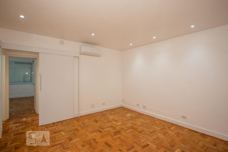 Sala de apartamento para alugar com 2 quartos, 90m² em Santo Amaro, São Paulo