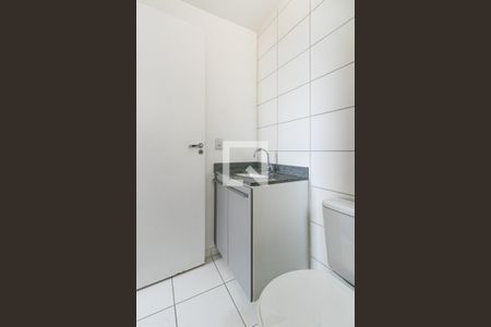 Apartamento à venda com 64m², 3 quartos e 1 vaga Apartamento à venda com 64m², 3 quartos e 1 vagaBanheiro da Suíte