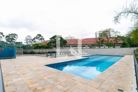 Apartamento à venda com 64m², 3 quartos e 1 vaga Apartamento à venda com 64m², 3 quartos e 1 vagaÁrea comum - Piscina