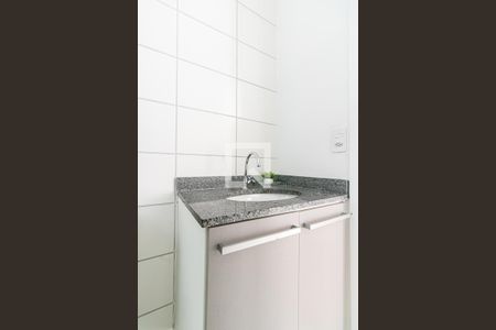 Apartamento à venda com 64m², 3 quartos e 1 vaga Apartamento à venda com 64m², 3 quartos e 1 vagaBanheiro 2