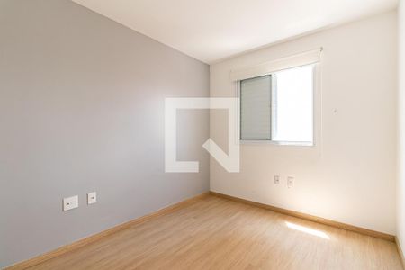 Apartamento à venda com 64m², 3 quartos e 1 vaga Apartamento à venda com 64m², 3 quartos e 1 vagaDormitório 2