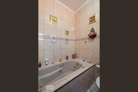 Casa à venda com 150m², 3 quartos e 2 vagas Casa à venda com 150m², 3 quartos e 2 vagasBanheiro Suíte 2