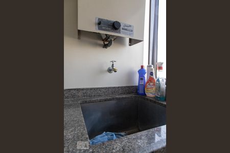 Apartamento à venda com 78m², 2 quartos e 2 vagas Apartamento à venda com 78m², 2 quartos e 2 vagasÁrea de serviço