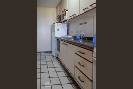 Apartamento à venda com 78m², 2 quartos e 2 vagas Apartamento à venda com 78m², 2 quartos e 2 vagasCozinha