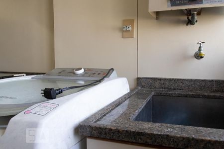 Apartamento à venda com 78m², 2 quartos e 2 vagas Apartamento à venda com 78m², 2 quartos e 2 vagasÁrea de serviço