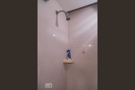 Apartamento à venda com 78m², 2 quartos e 2 vagas Apartamento à venda com 78m², 2 quartos e 2 vagasBanheiro da suíte