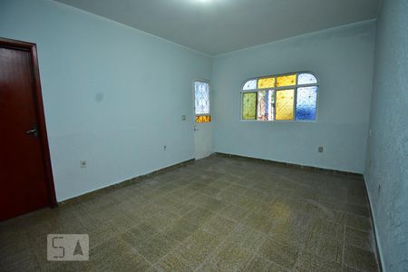 Sala de casa para alugar com 3 quartos, 100m² em Ceilândia Sul (ceilândia), Brasília