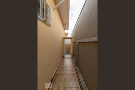 Casa à venda com 250m², 3 quartos e 3 vagasCorredor Lateral