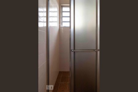 Casa à venda com 250m², 3 quartos e 3 vagasCasa 2 - Banheiro da Suíte