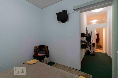 Casa à venda com 250m², 3 quartos e 3 vagasSuíte