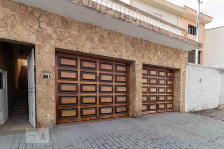 Casa à venda com 250m², 3 quartos e 3 vagasFachada