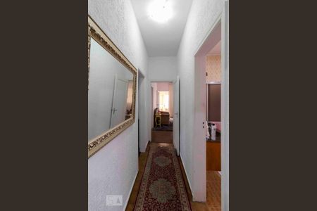 Casa à venda com 250m², 3 quartos e 3 vagasBanheiro Corredor