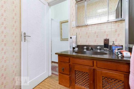 Casa à venda com 250m², 3 quartos e 3 vagasBanheiro Social