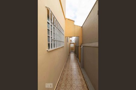 Casa à venda com 250m², 3 quartos e 3 vagasCorredor Lateral