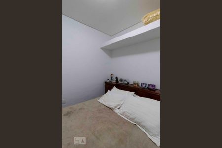 Casa à venda com 250m², 3 quartos e 3 vagasSuíte