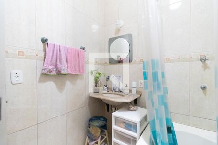 Casa à venda com 180m², 4 quartos e sem vagaBanheiro 2