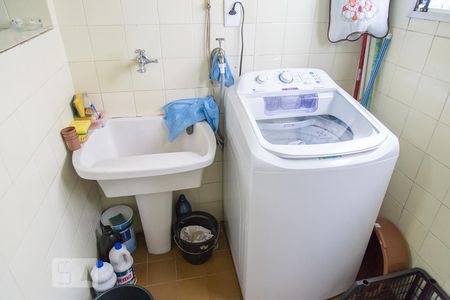 Apartamento para alugar com 68m², 2 quartos e 1 vagaÁrea de Serviço