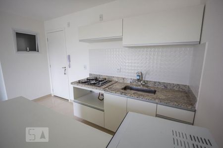 Sala/Cozinha de apartamento para alugar com 1 quarto, 36m² em Taquara, Rio de Janeiro