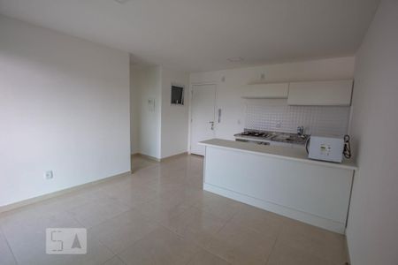 Sala/Cozinha de apartamento para alugar com 1 quarto, 36m² em Taquara, Rio de Janeiro