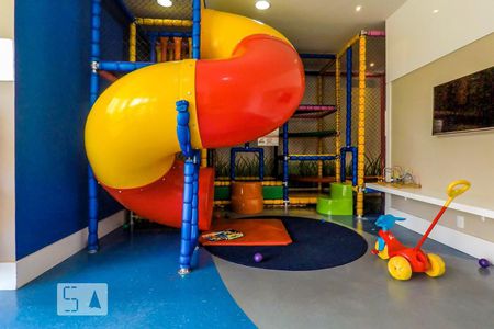 Apartamento à venda com 76m², 2 quartos e 1 vaga Apartamento à venda com 76m², 2 quartos e 1 vagaBrinquedoteca