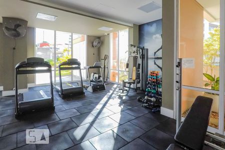 Apartamento à venda com 76m², 2 quartos e 1 vaga Apartamento à venda com 76m², 2 quartos e 1 vagaAcademia