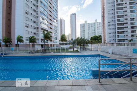 Apartamento à venda com 76m², 2 quartos e 1 vaga Apartamento à venda com 76m², 2 quartos e 1 vagaPiscina