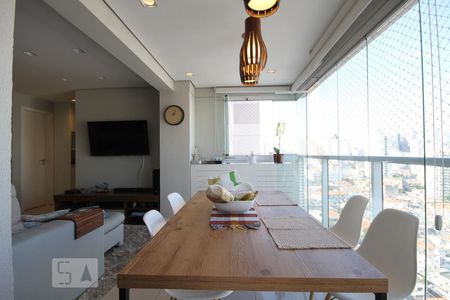 Varanda de apartamento à venda com 2 quartos, 76m² em Aclimação, São Paulo