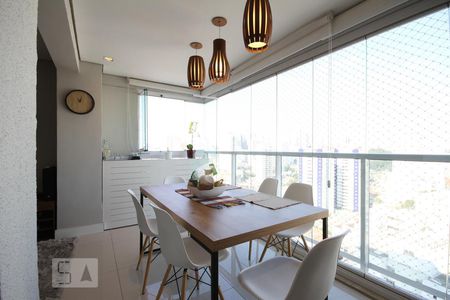 Varanda de apartamento à venda com 2 quartos, 76m² em Aclimação, São Paulo