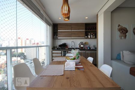 Varanda de apartamento à venda com 2 quartos, 76m² em Aclimação, São Paulo