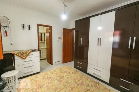 Casa à venda com 240m², 4 quartos e 2 vagas Casa à venda com 240m², 4 quartos e 2 vagasQuarto 1 - Suíte
