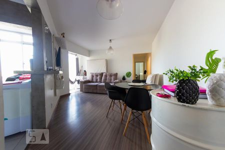 Sala de apartamento à venda com 2 quartos, 69m² em Santa Tereza, Porto Alegre