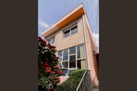 Casa à venda com 205m², 3 quartos e 1 vagaFachada